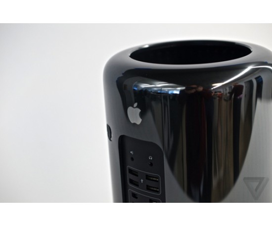 Mac Pro MD878 Xeon E5 3.5Ghz 32GB RAM 256GB SSD – Like New Mac Pro MD878 Xeon E5 3.5Ghz 32GB RAM 256GB SSD – Like New